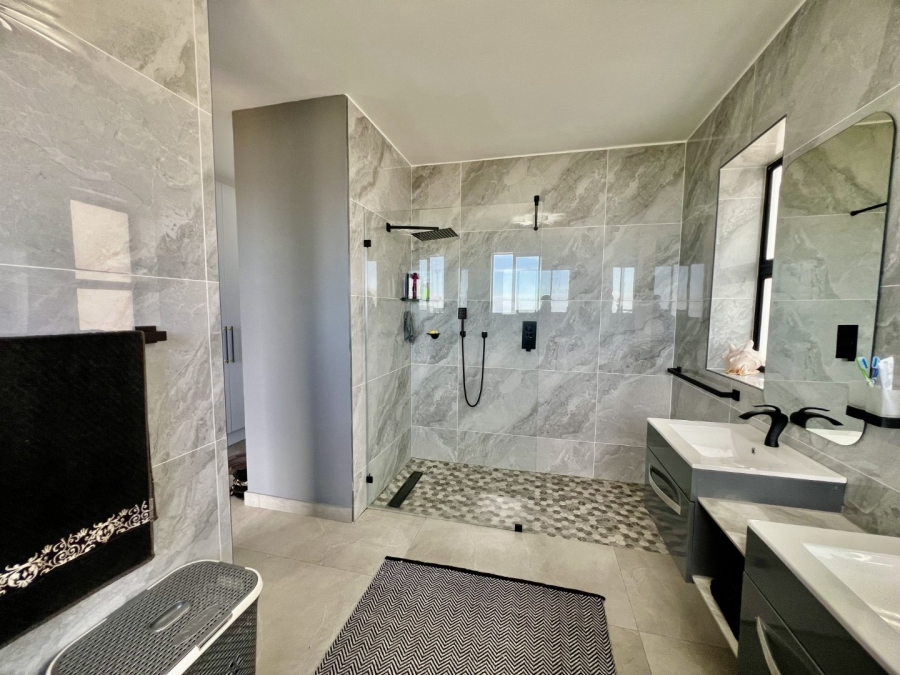 4 Bedroom Property for Sale in Breakwater Bay Eco Estate Western Cape